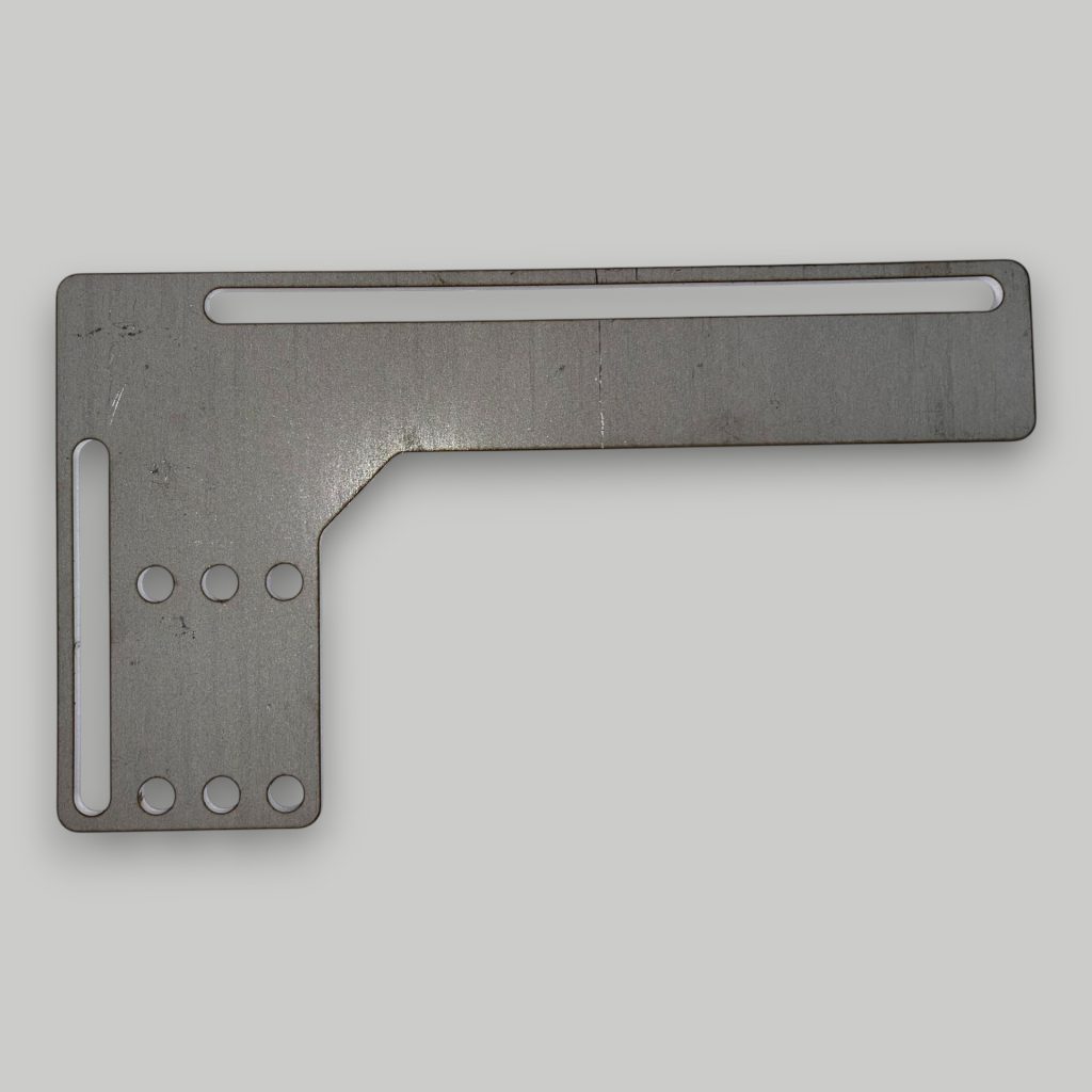 PRO-14-600-A PIEZA DE ACERO INOXIDABLE T304 ACABADO PLANTA DE 3/16in CORTADA POR LASER