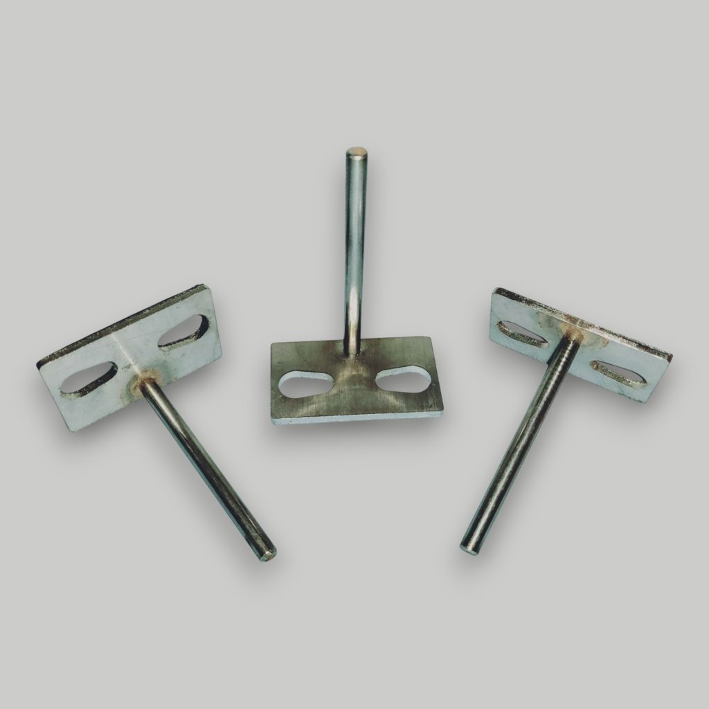 PRO-08-0060 PIEZA DE ACERO INOXIDABLE T304 ACABADO PLANTA CON BASE DE 1/8in CORTADA POR LASER Y PIN